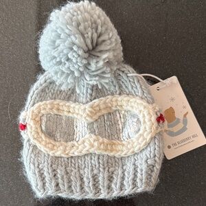 Blueberry Hill Pom Beanie Hat with Cream Knit Goggles